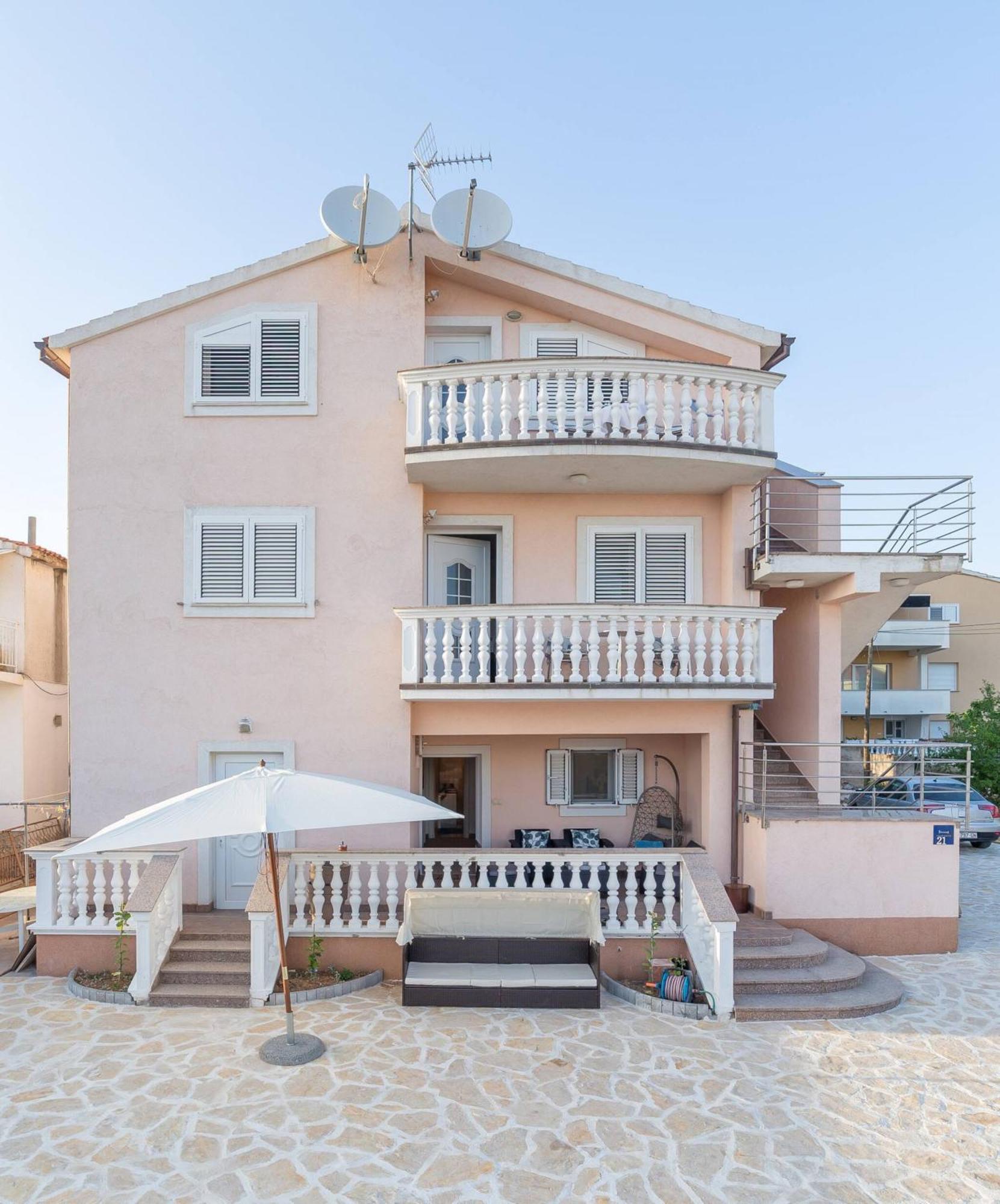 Apartmán Nikol Vodice Exteriér fotografie