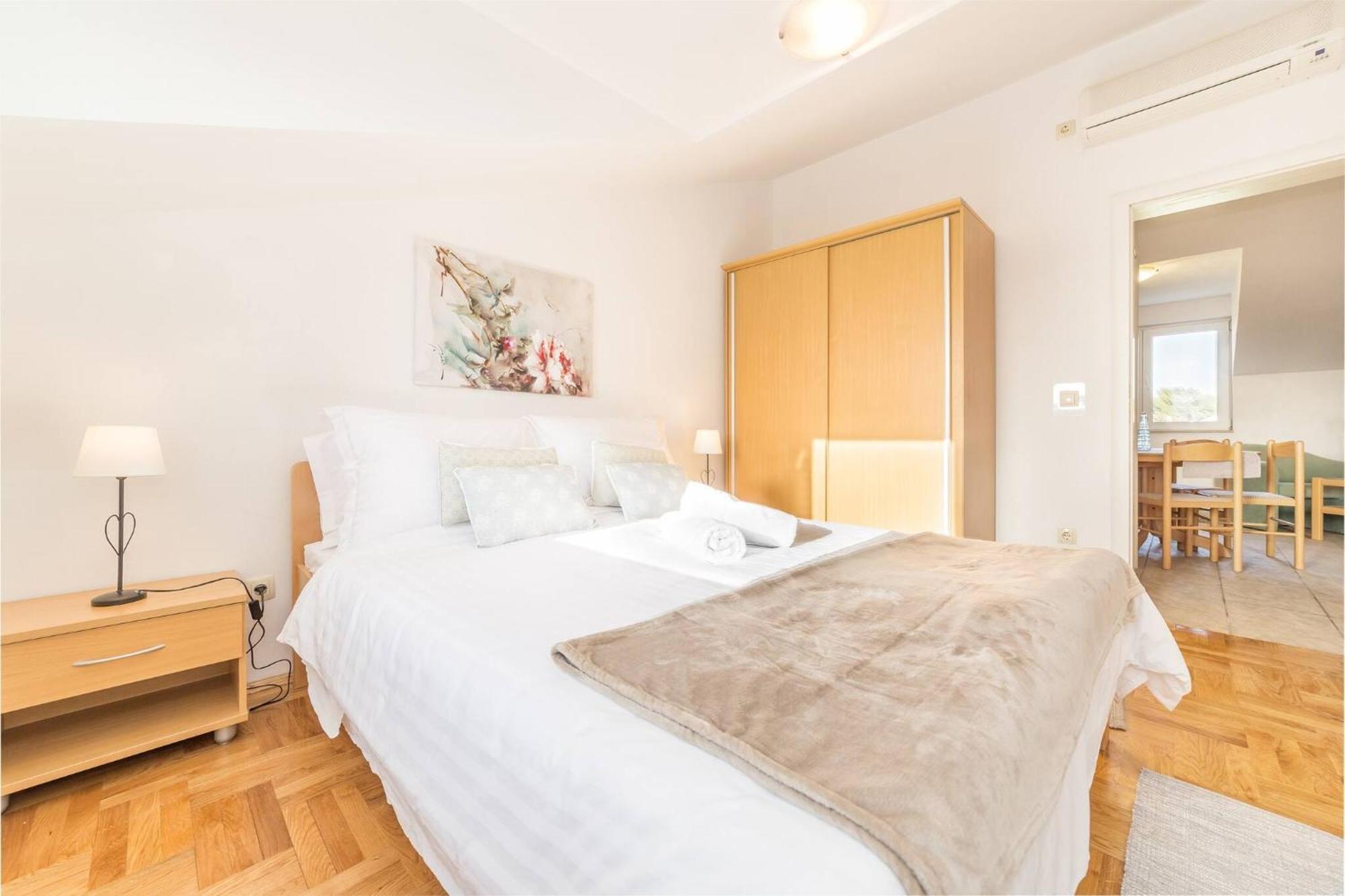 Apartmán Nikol Vodice Exteriér fotografie