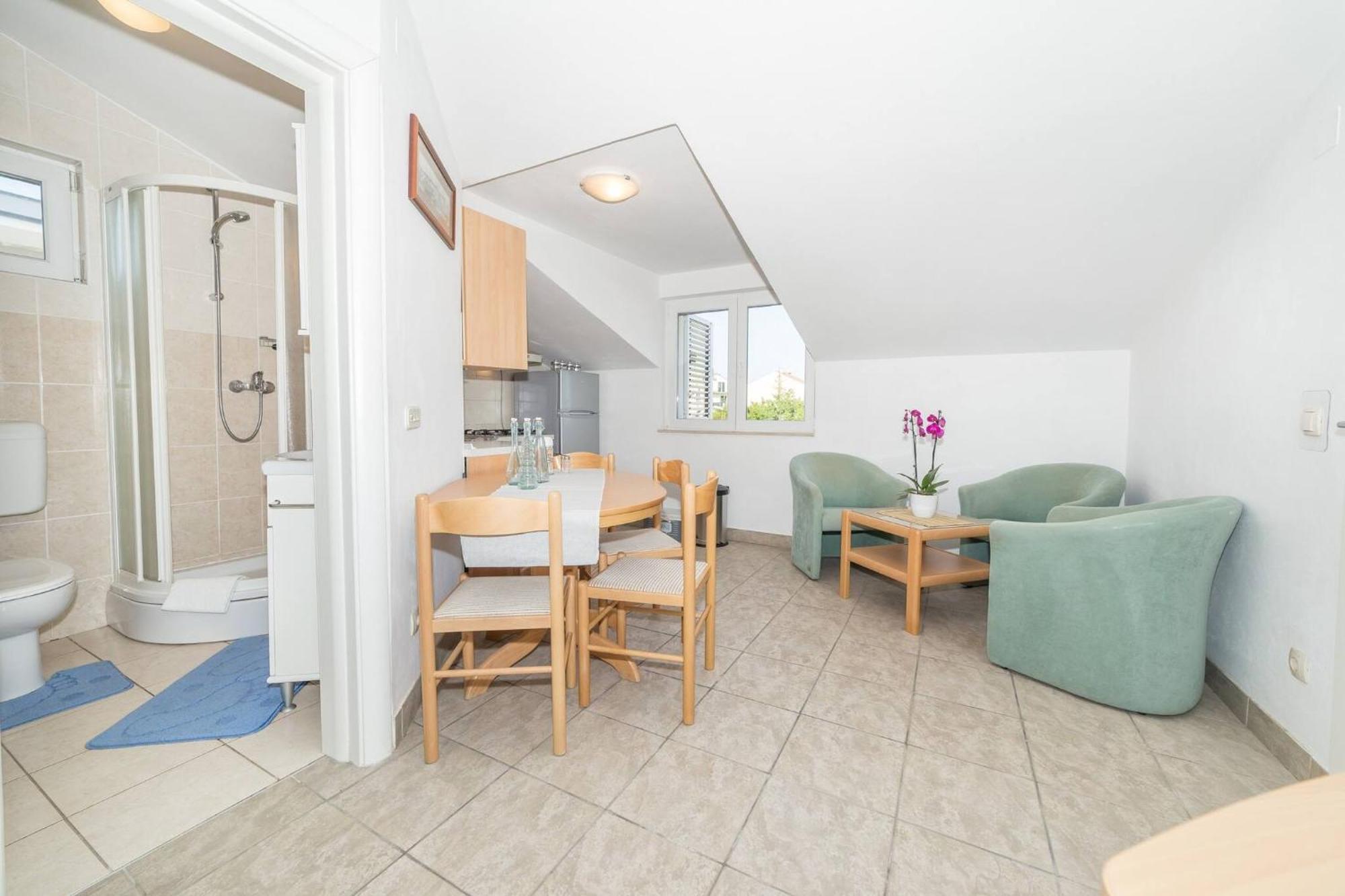 Apartmán Nikol Vodice Exteriér fotografie